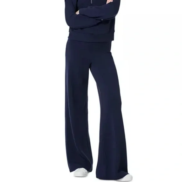 SPANX AirEssentials Wide Leg Pants - Navy Blue - Picture 2 of 8